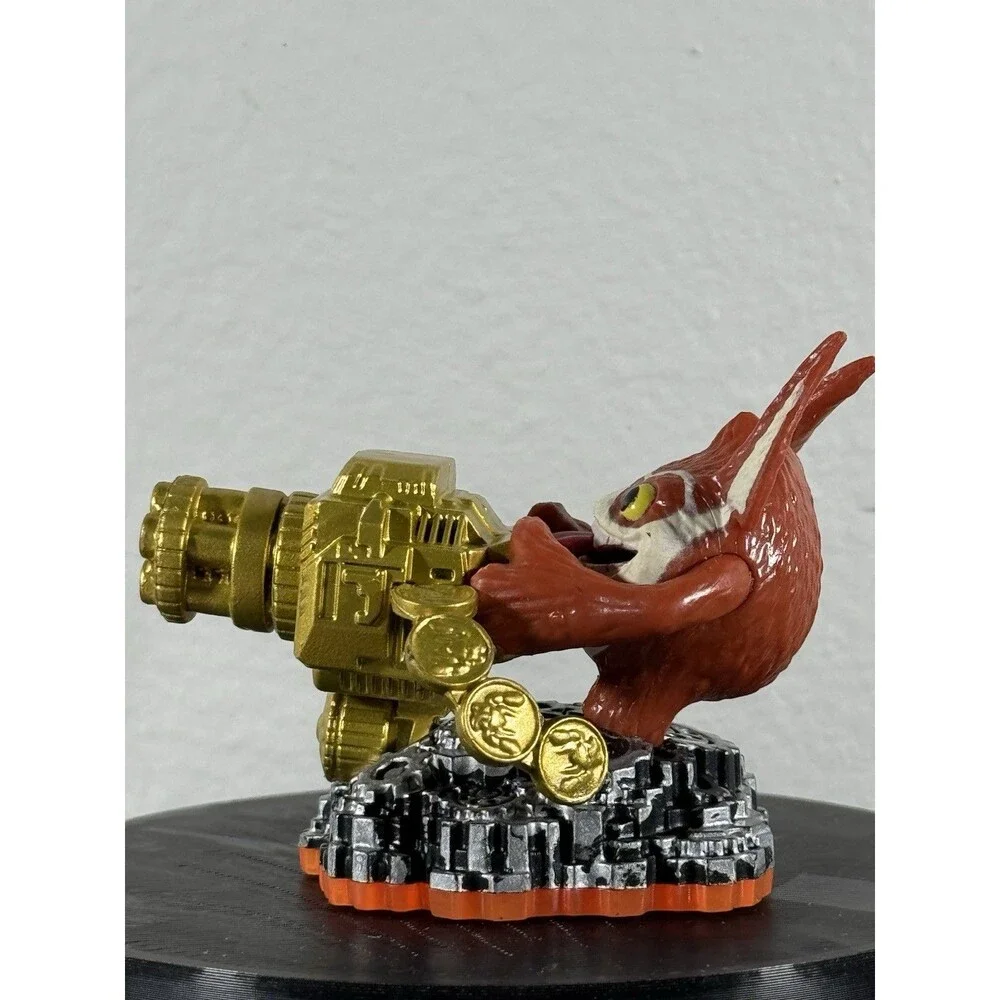 Skylanders GIANTS Character Figure: TRIGGER HAPPY (orange base)